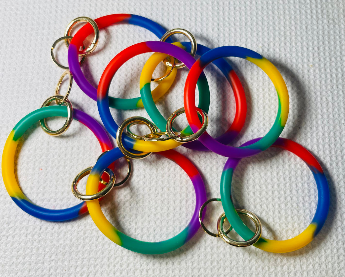 SILICONE BEADABLE RINGS AND KEYCHAINS