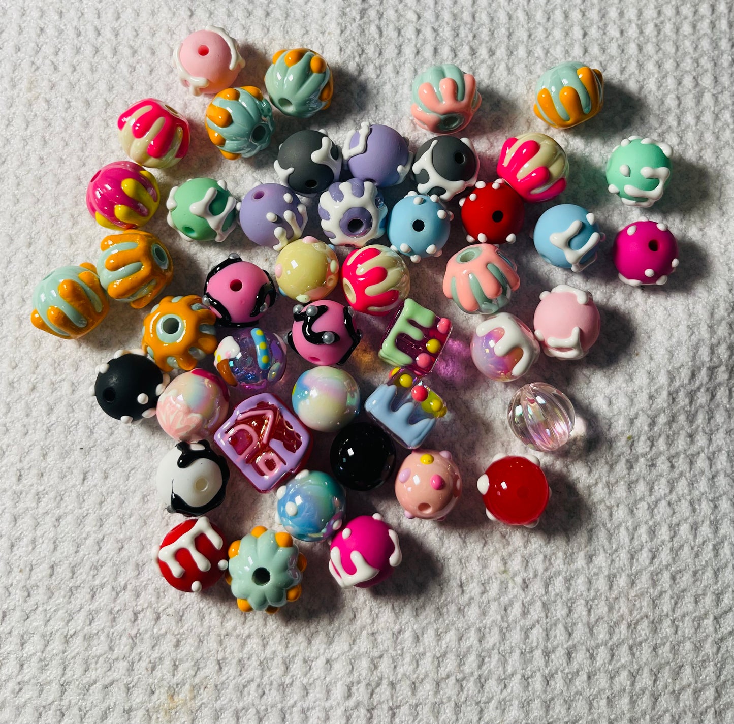 BEADS (PLEASE CLICK ON DROPDOWN TO SEE WHAT I OFFER)