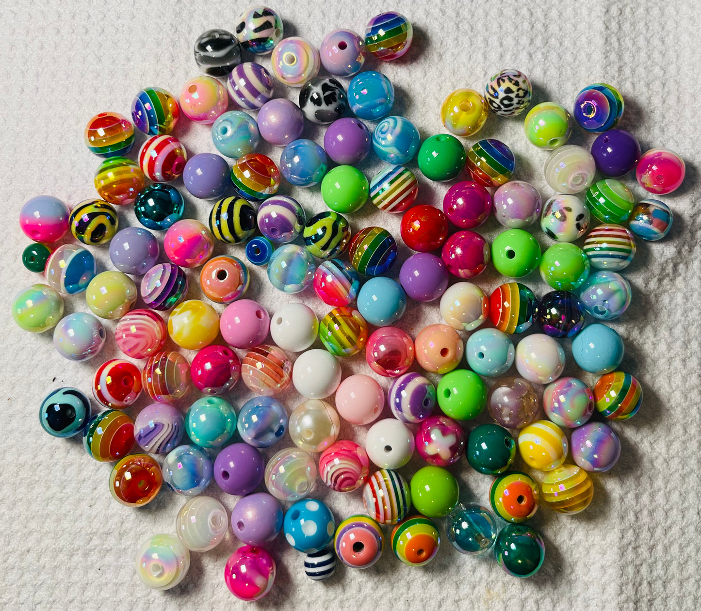 BEADS (PLEASE CLICK ON DROPDOWN TO SEE WHAT I OFFER)