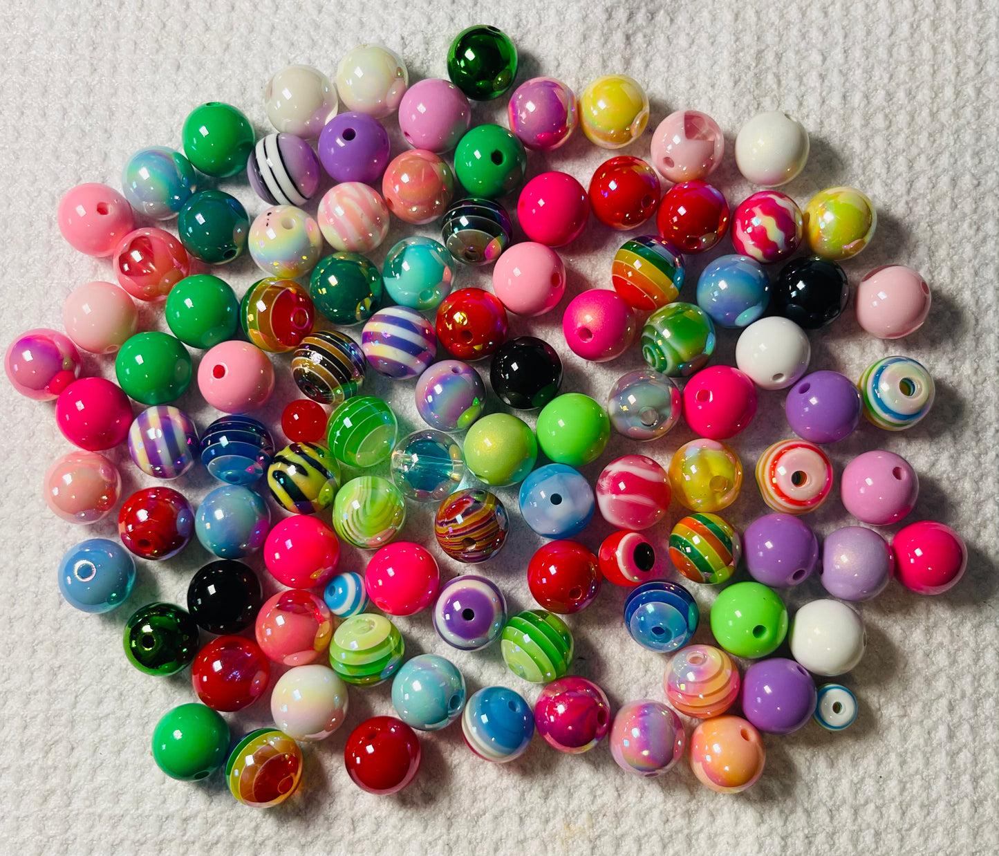 BEADS (PLEASE CLICK ON DROPDOWN TO SEE WHAT I OFFER)