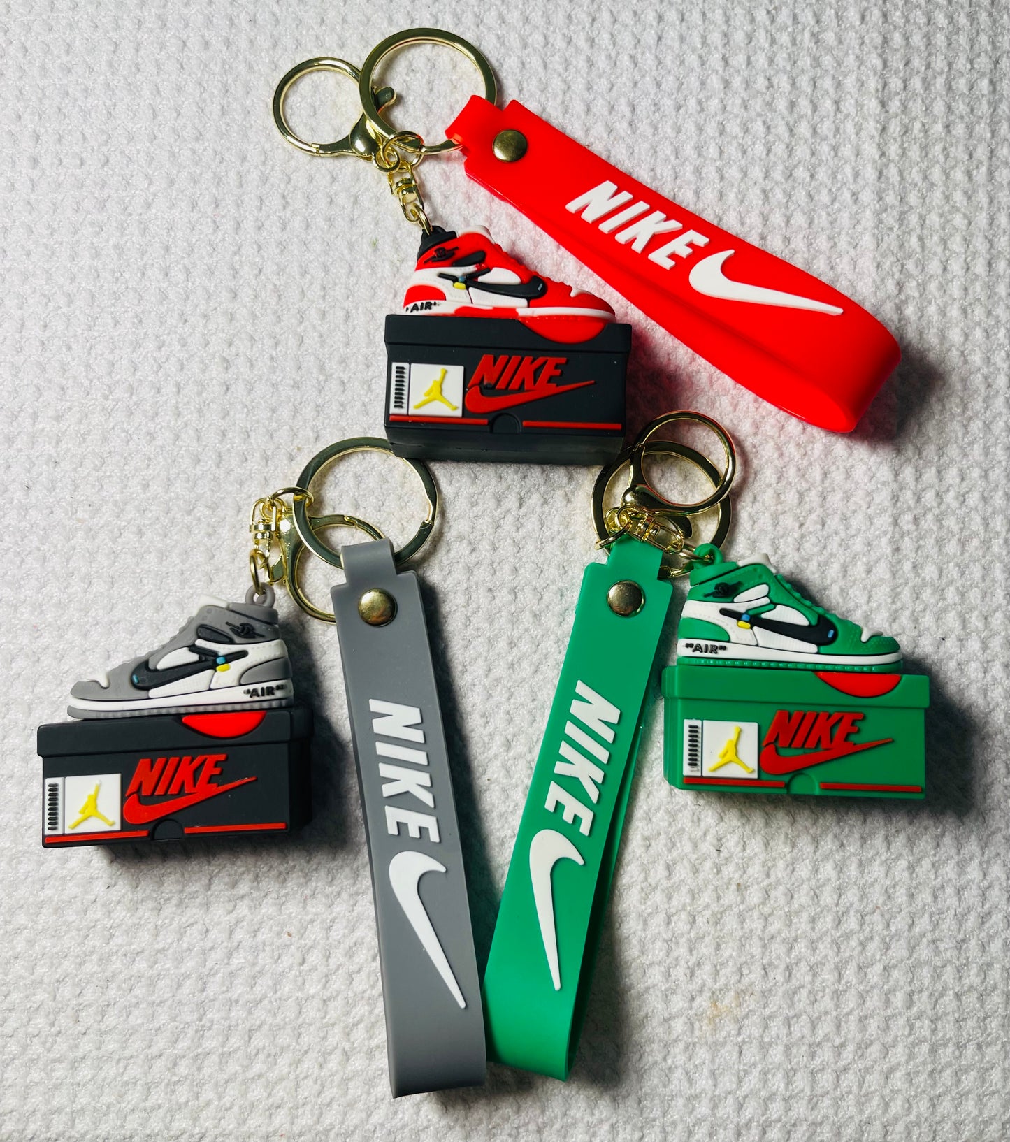 KEYCHAINS PRE-MADE