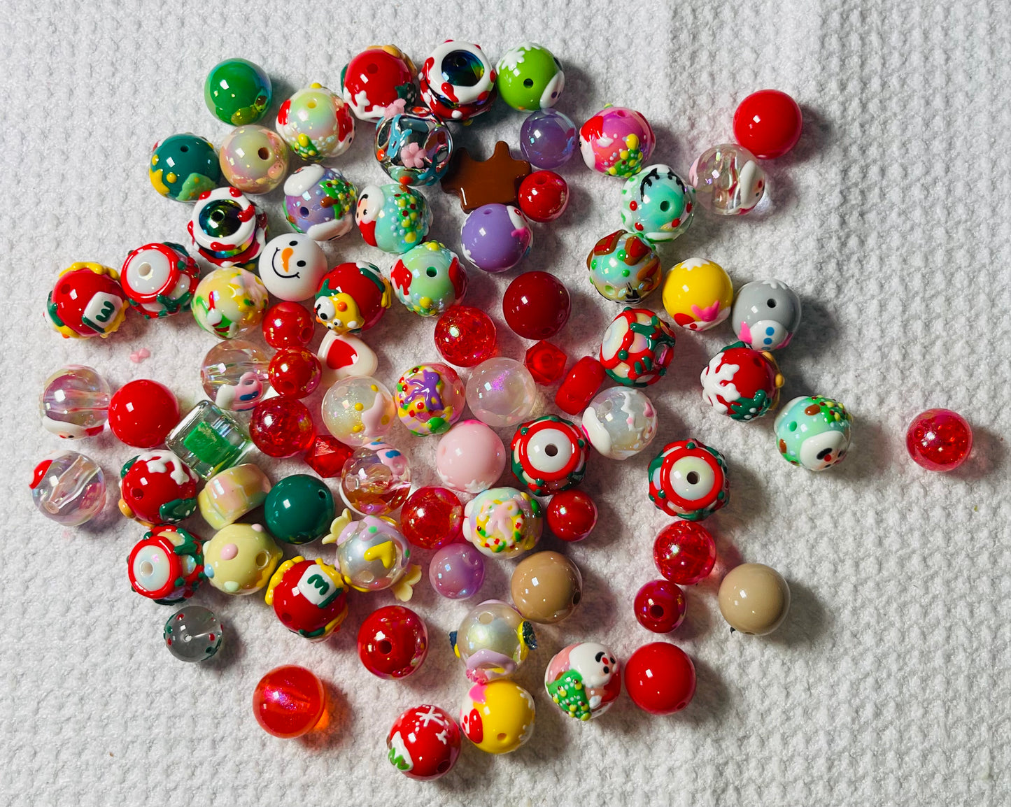 BEADS (PLEASE CLICK ON DROPDOWN TO SEE WHAT I OFFER)