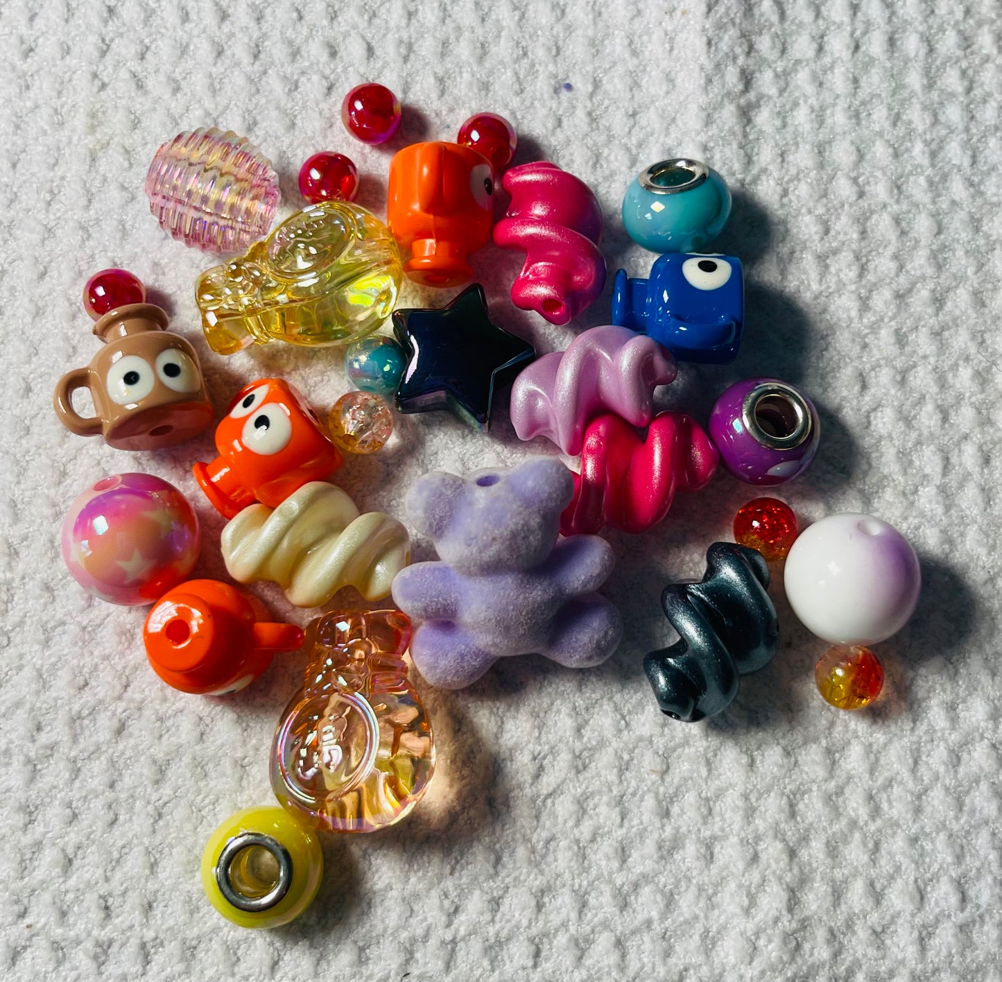 BEADS (PLEASE CLICK ON DROPDOWN TO SEE WHAT I OFFER)